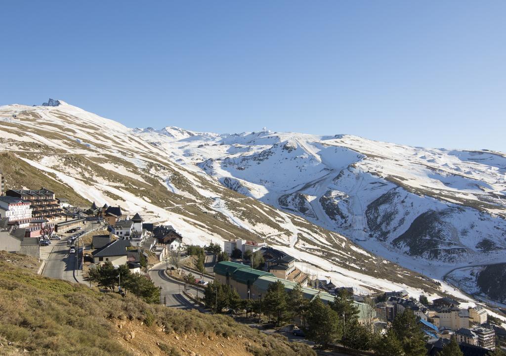 Albergue Inturjoven Sierra Nevada Eksteriør bilde